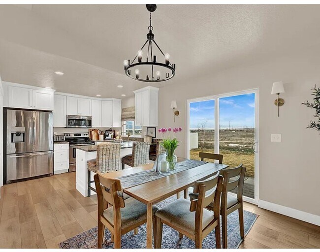 Foto del edificio - 2681 E Clarkstone Dr