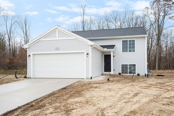 Primary Photo - 321 Jacata Dr