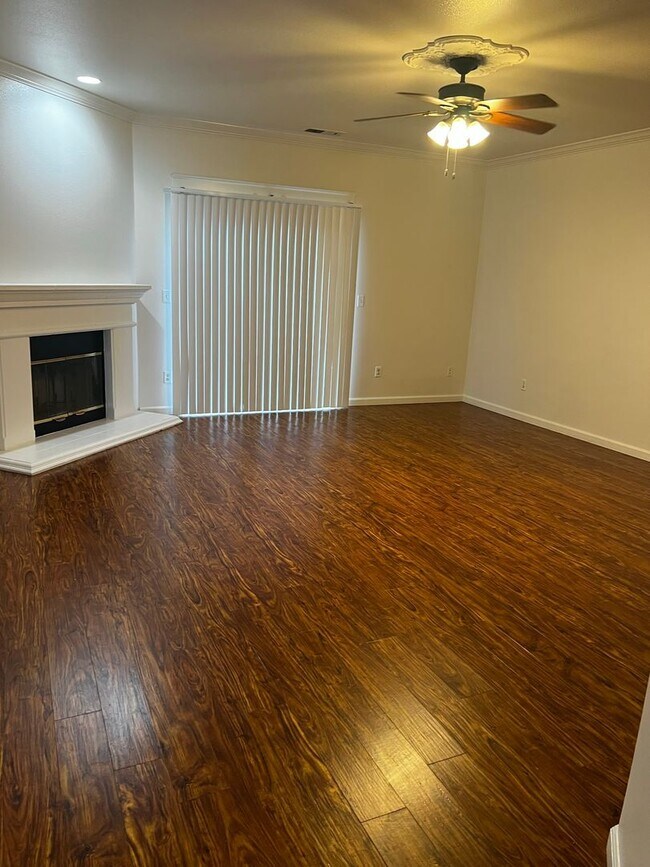 Foto del edificio - 1705 Redwood Ave