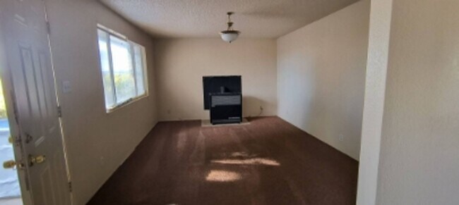 Foto del edificio - 1138 W 3000 N