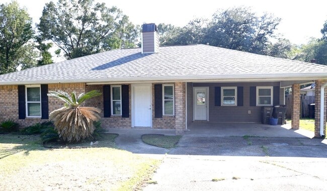 Building Photo - 10751 Carmel Dr