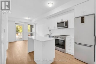 Building Photo - 3240-3240 William Coltson Ave