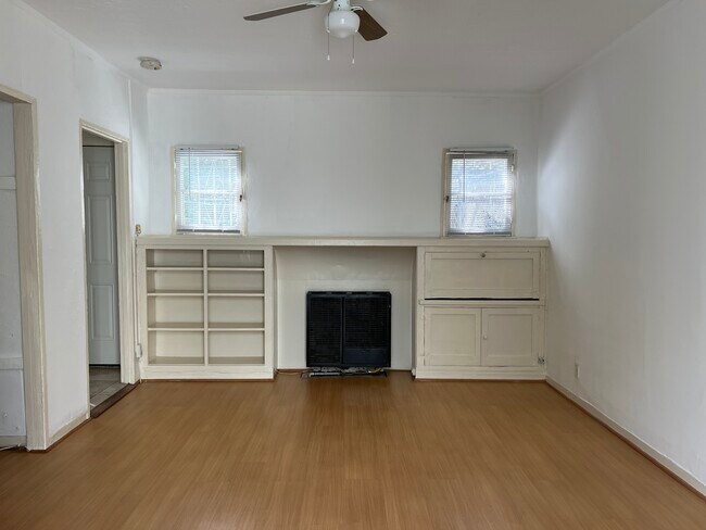 Foto del edificio - 819 N Alta Vista Blvd
