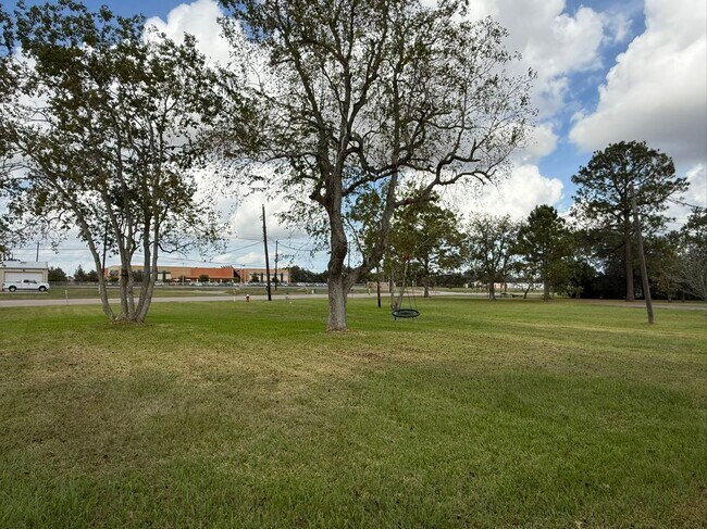 Foto del edificio - 11831 FM1764