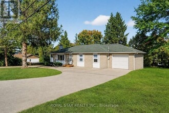 Building Photo - 10 Delong Dr