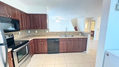 Building Photo - 1701 Village 111 Vlg