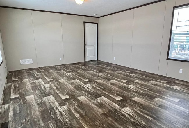 Foto del edificio - 6580 N Hampshire Dr