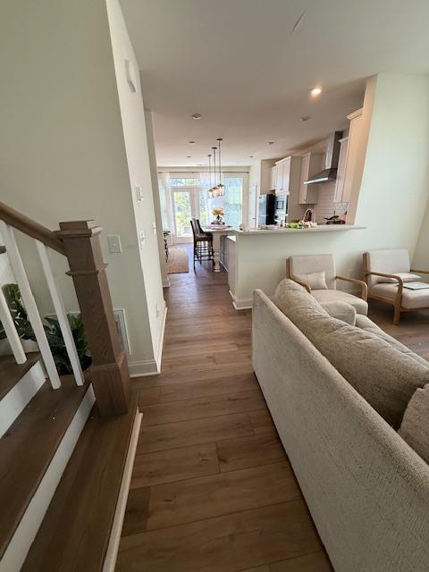 Building Photo - 338 Simeon Dr