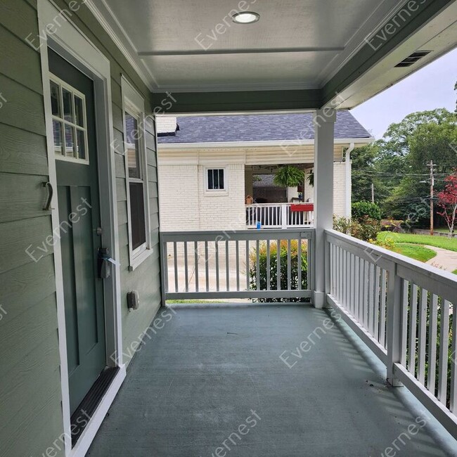Building Photo - 2231 Newnan St
