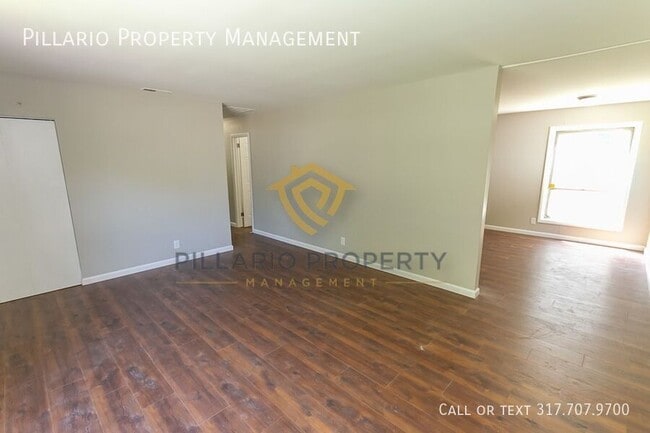 Building Photo - 2832 Manlove Ave