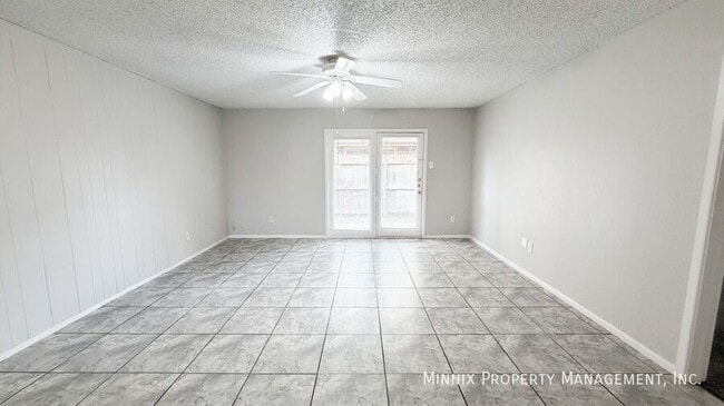 Building Photo - 7303 Avenue X