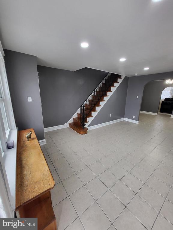Foto del edificio - 7103 Seaford Ave