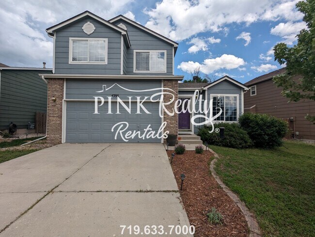 Building Photo - Beautiful 3 Bedroom Home in Colorado Centre!