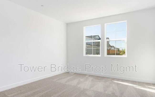 Foto del edificio - 125 Orange Spgs Ct