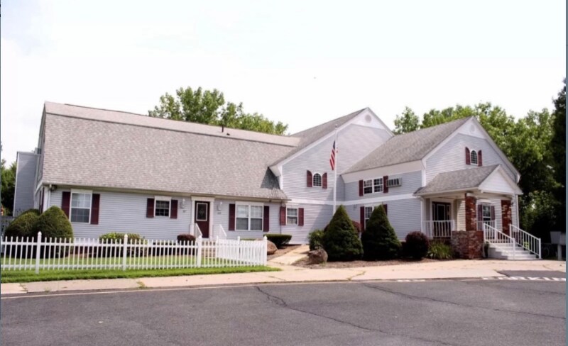 Foto principal - 59 Pleasant St