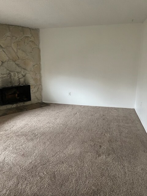 Living room and Fireplace - 16240 NE 12th Ct