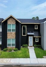 Building Photo - 19 N Crown Ln