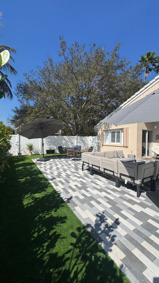 Photo - 672 NW 45th Ave House