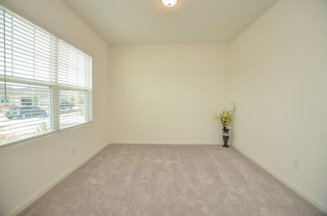 Foto del edificio - 1025 Long Bay Ct