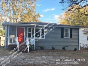 Building Photo - 405 Bagwell St