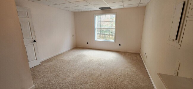 Foto del edificio - 201 Reeves Creek Way