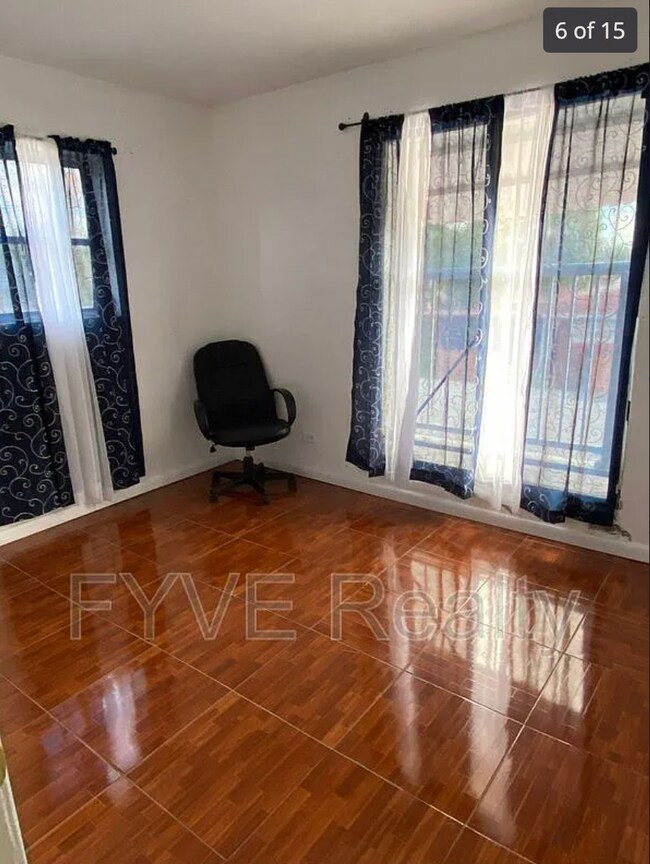 Foto del edificio - 14931 NE 7th Ct