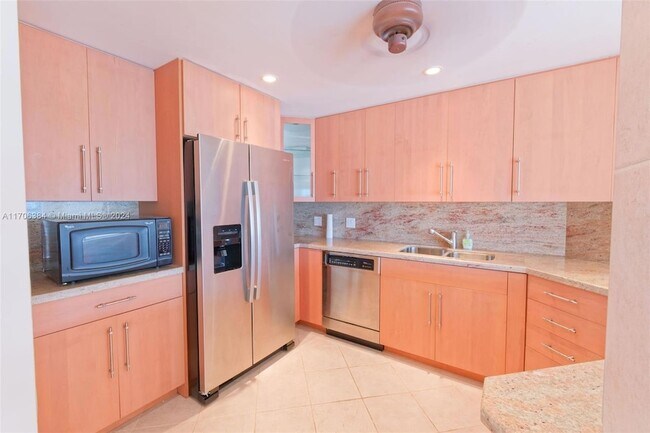 Foto del edificio - 3000 E Sunrise Blvd