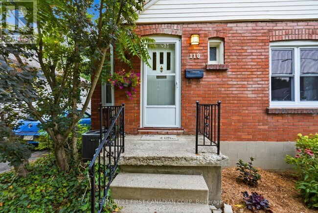 Photo du bâtiment - 110 Emery St E
