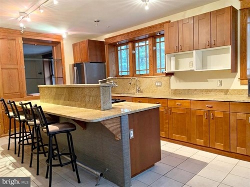 Building Photo - Craftsman, Detached - SPRINGFIELD, PA