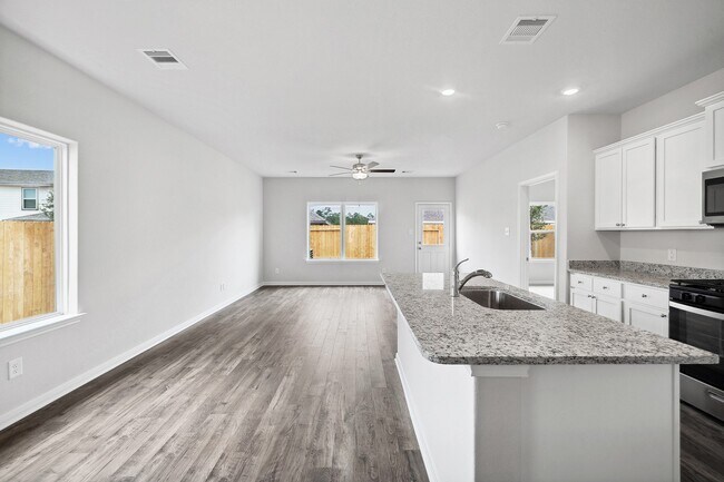 Building Photo - 21632 Lotus Elm St