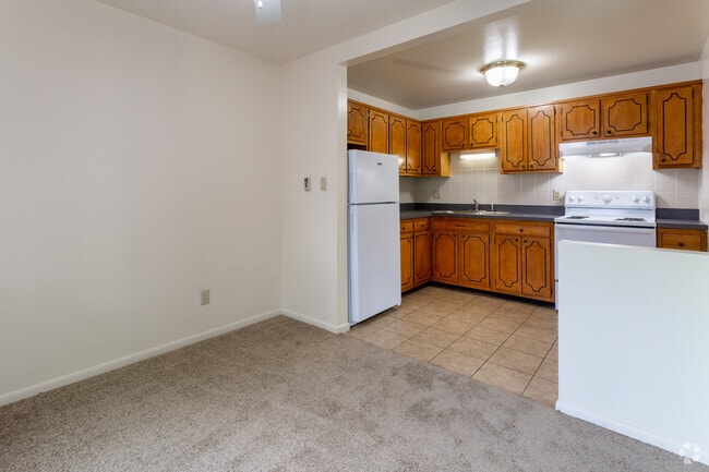 1HAB,1BA,750SF - The Salem - Colony West Apartments