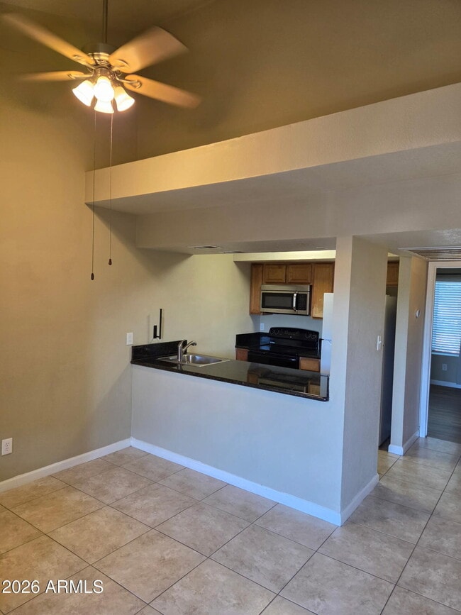 Foto del edificio - 1241 N 48th St