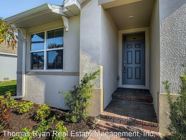 Foto del edificio - 24700 Rio Villa Lakes Cir