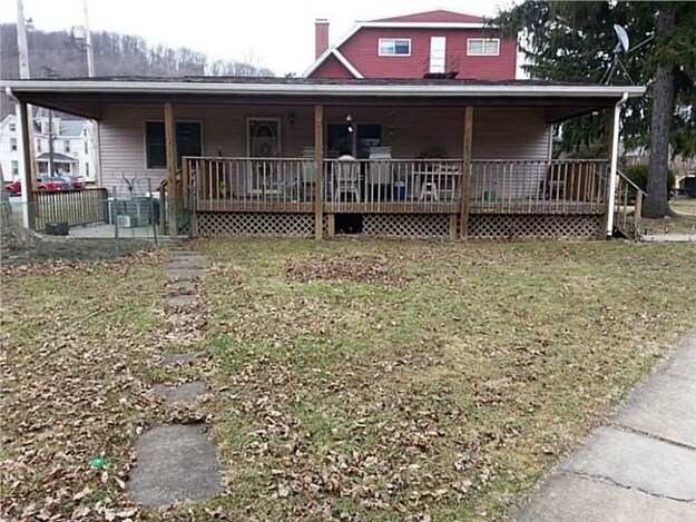 Foto del edificio - Modular hogar: - 233 N Washington St