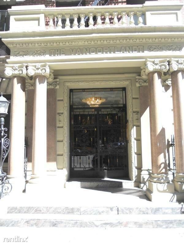 Foto del edificio - 1240 Park Ave