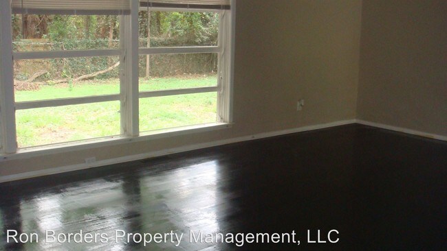Foto del edificio - 3 br, 2 bath House - 109 E. Moore Street