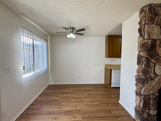 Comedor - 11819 Kiowa Ave