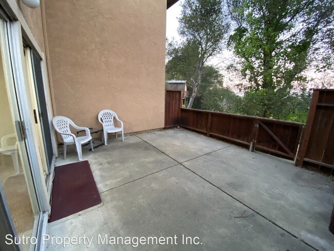 Building Photo - 2 br, 1.5 bath House - 1219 Marionola Way