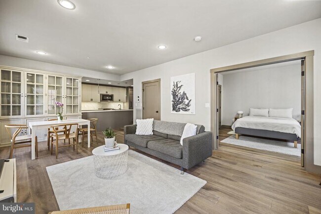 Foto del edificio - 3220 Grace St NW