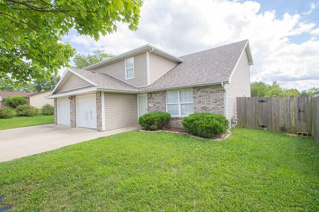 Building Photo - 5338 E Trikalla Dr