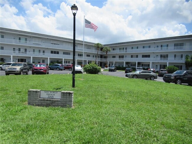 Building Photo - 2001 World Pkwy Blvd