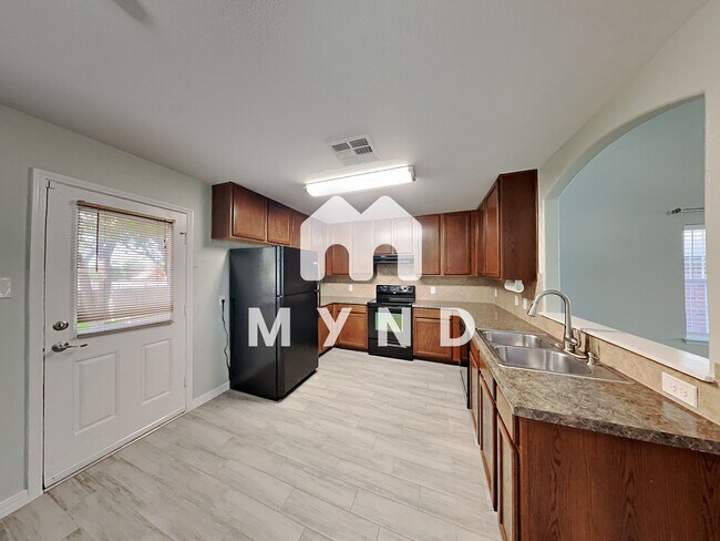 Foto del edificio - 6104 Magnus St