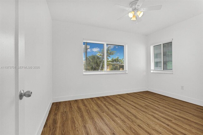 Foto del edificio - 319 80th St