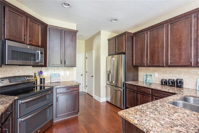 Building Photo - 4808 W Flamingo Rd