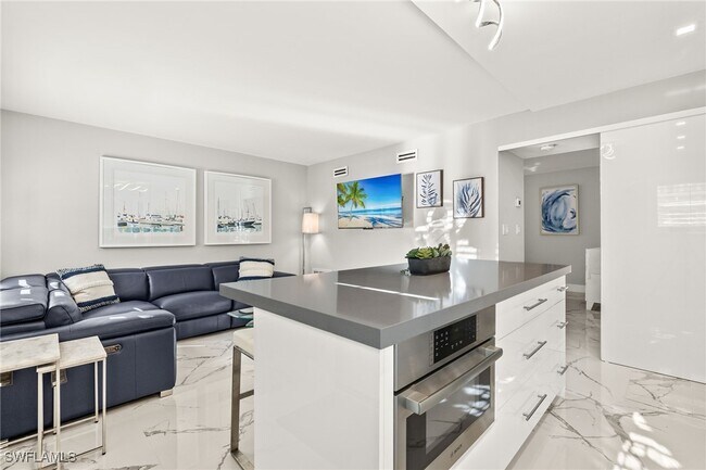 Foto del edificio - 980 7th Ave S