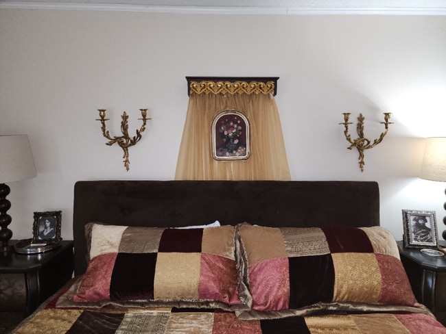 Building Photo - 4201 N Ocean Blvd