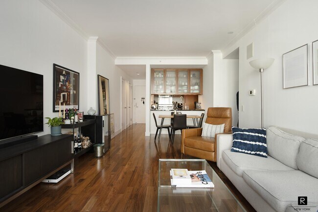 Foto del edificio - 250 E 53rd St