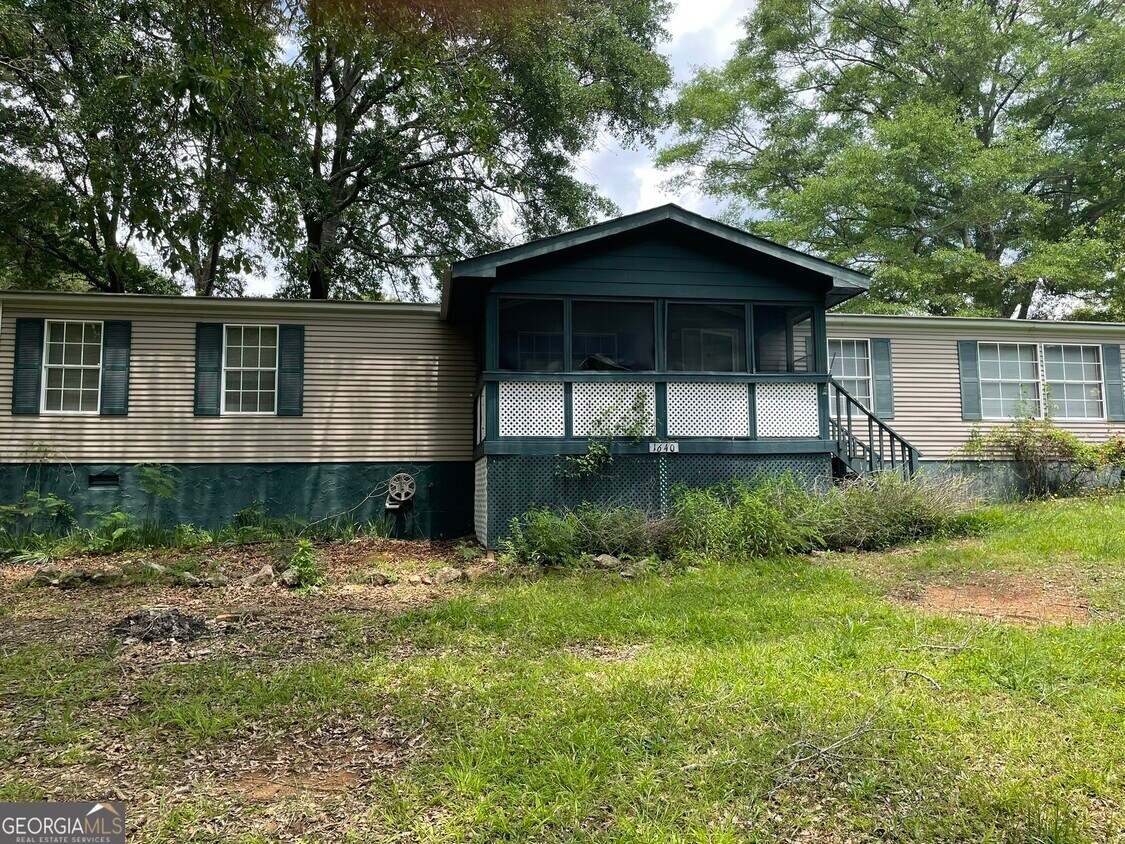 Primary Photo - 1640 Yarbrough Rd NE
