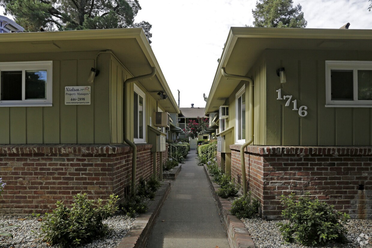 Foto del edificio - 1716 P St