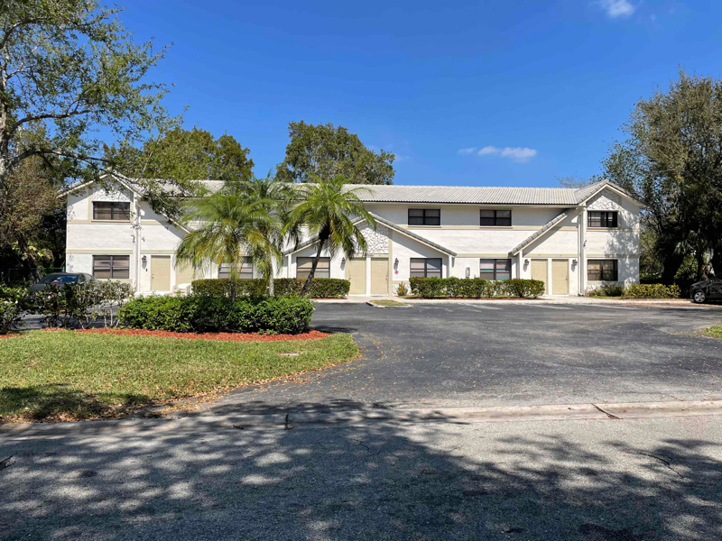 Foto principal - 11693 NW 45th St